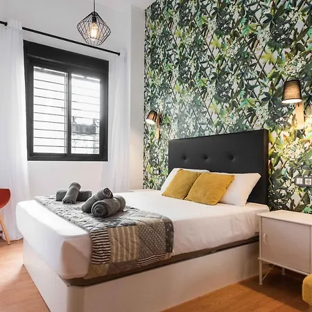 Urbanchicmalaga Historic Centre Free Parking Rooftop Pool Apartment